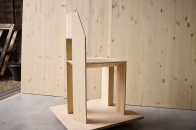 Max Lamb 全新「Min Chair」：一张椅，物料用到尽