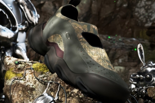 Oakley Factory Team 携手 SOUTH2 WEST8 推出全新 Flesh 联名鞋款