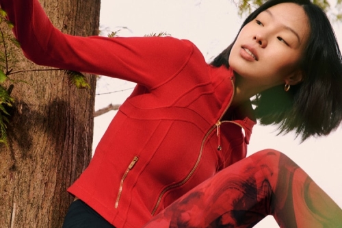 衣橱重启：lululemon 迎马年推三大农历新年系列