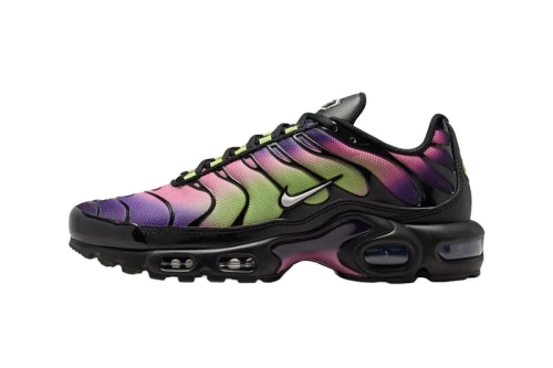 Nike Air Max Plus「Black/Purple Dynasty」配色鞋款灵感源自极光，黑紫渐层演绎北极光气息