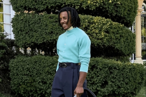 法国足球员 Jules Koundé 演绎 Jacquemus 最新形象大片