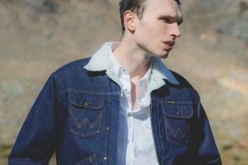 BEAMS × Wrangler 重新演绎经典 24MJZ 外套:秋冬版配备 Boa 绒内里