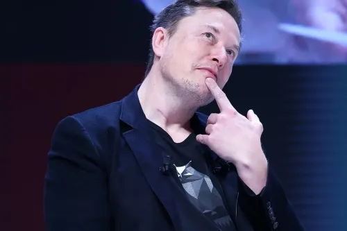 传闻 Elon Musk 计划促成 SpaceX 与 Tesla 合并,在史上最大 IPO 前并成「超巨科企」