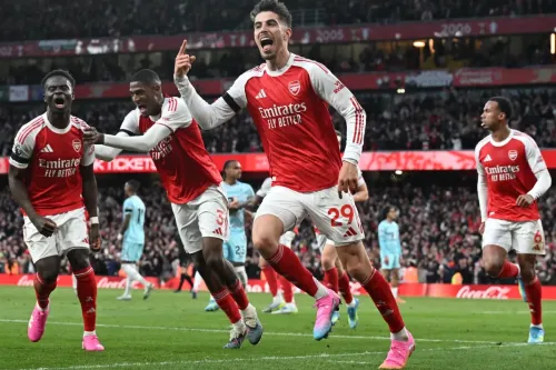 Arsenal 相隔 22 年重夺 Premier League 冠军宝座