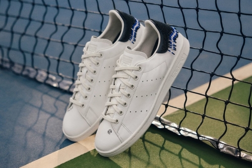 adidas Originals 携手陈冠希推出 CLOT Stan Smith Beaded 鞋款