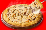 Pizza Hut Japan 推出「可以饮」Cheese Curry Pizza 芝味咖喱酱爆汁登场
