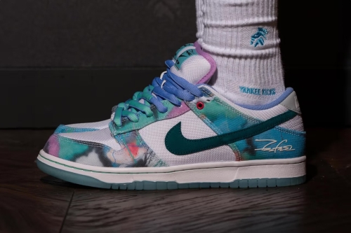 近赏 Futura × Nike SB Dunk Low 最新联名鞋款上脚图辑