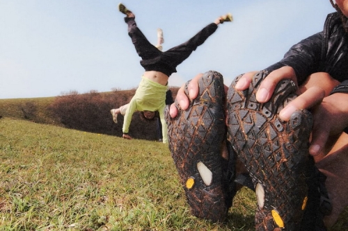 「五指鞋」Vibram FiveFingers 发布 V-AQUA 全新配色造型特辑