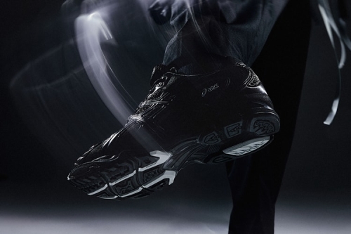 ASICS 推出 GEL-NIMBUS 10.1 SMU 全新配色系列鞋款