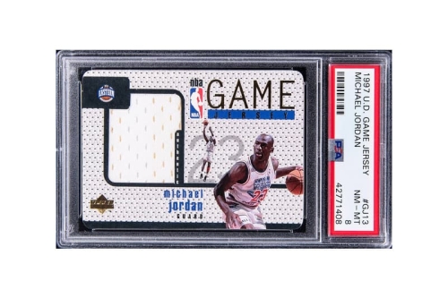 亲笔签名 Michael Jordan Upper Deck 球衣卡创下 425 万美元成交天价纪录