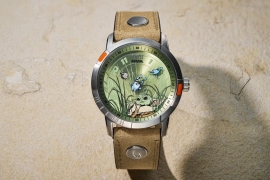 《Star Wars》× Fossil 推出 Grogu 灵感腕表，戴上手还会「咯咯笑」