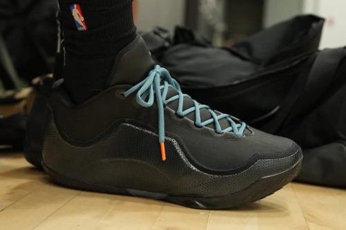 LeBron James 率先曝光个人全新签名战靴 Nike LeBron 23