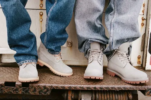 Timberland 重现 90 年代档案「Concrete」配色系列靴款