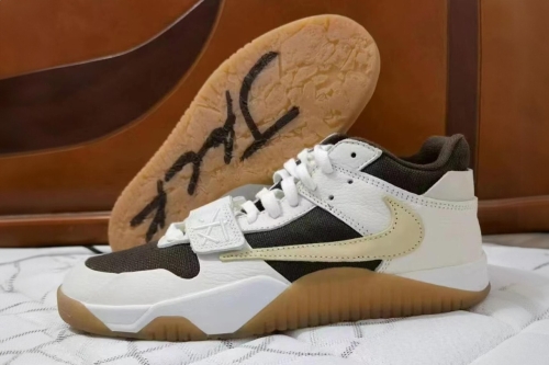率先近赏 Travis Scott × Jordan Brand 原创球鞋 Jumpman Jack Trainer 全新配色「Sail」