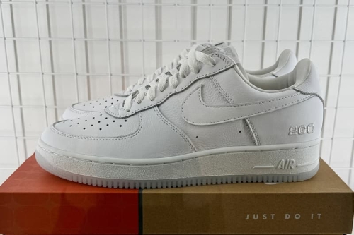抢先直击 NIGO × Nike Air Force 1 Low 01「Triple White 2GO」全球限量 50 双