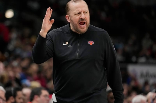 纽约尼克斯正式宣布开除总教练 Tom Thibodeau