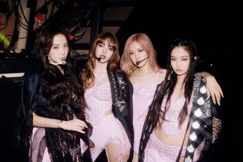 全员回归！BLACKPINK 2025 最新世界巡回演唱会《DEADLINE》即将登陆港台