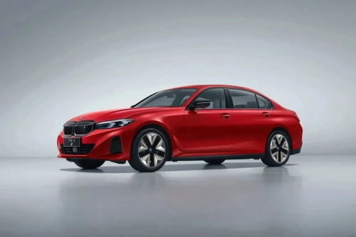 宝马 BMW 表示今年将为中国客户呈现多达 11 款纯电动产品