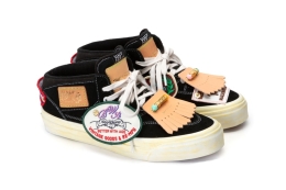 *Better With Age × Vans 推出两款可无限自定义的新鞋型