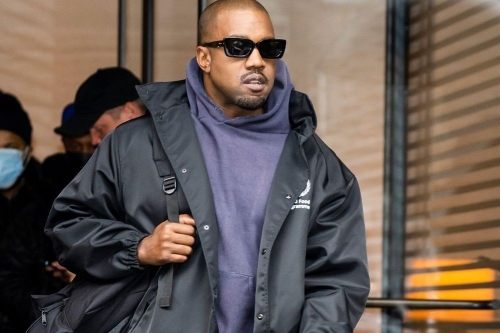 遭抛弃后身价暴跌！Kanye West 粉丝发起募款活动