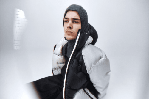 Peak Performance 推出轻量力作 Helium Diamond Jacket