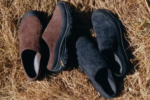 Merrell 再度携手 YMC 推出 Moab 2 Slide 鞋款