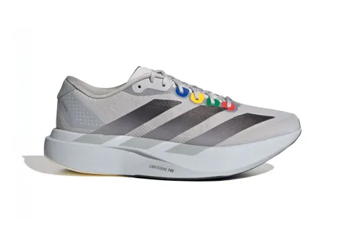 Carnival × adidas 以 Adizero EVO SL「The Grey Console」鞋款致敬复古游戏主机