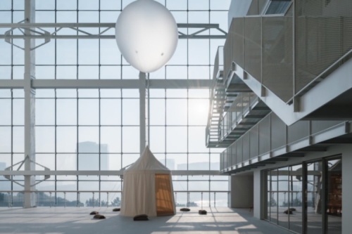 走进 Chanel 全新当代艺术图书馆 Espace Gabrielle Chanel