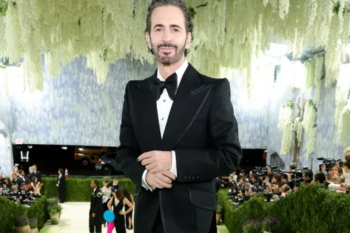 LVMH 以 8.5 亿美元将 Marc Jacobs 售予 WHP Global 与 G-III Apparel Group
