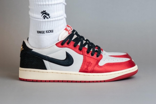 率先近赏 Trophy Room × Air Jordan 1 Low OG 鞋款上脚图辑