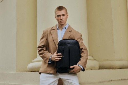 Samsonite 发布全新 UNDERSCORE 系列，为旅行必备单品注入当代表达