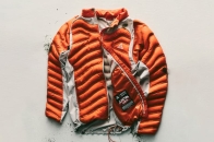 Nike ACG 推出 700 Fill Lava Loft Down Jacket，专为越野跑而设