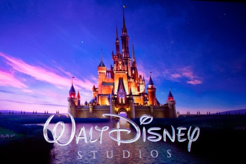 Disney 全球称王:2025 年率先冲破 60 亿美元票房大关