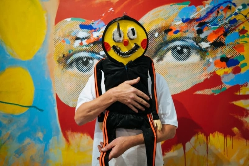 挖空双眼攻陷 Underdogs Gallery —— Paul Insect《Broken Vision》里斯本首回个展