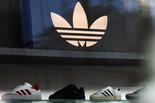 尽管财报表现复苏，adidas 仍可能调涨美国市场定价