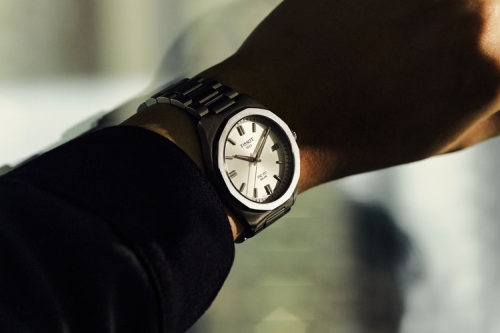 Tissot 正式推出全新 PRC 100 Solar 太阳能系列表款