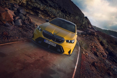 视觉冲击力拉满，全新宝马 M5 M Performance 套件发布