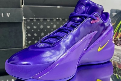 Drake NOCTA 携手 Nike 打造全新 KD19 鞋款联名套装