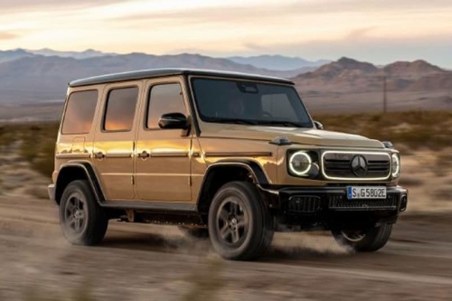名人堂礼遇！Mercedes-Benz 为《英雄联盟》选手 Uzi 送上全新定制电能 G-Class
