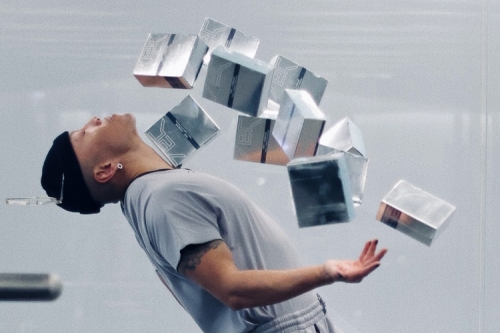 zwyndose 释出全新「zeq」全谱蛋白质