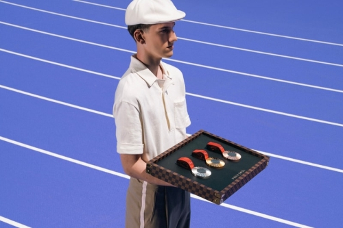 Louis Vuitton 操刀制作 2024 巴黎奥运奖牌托盘