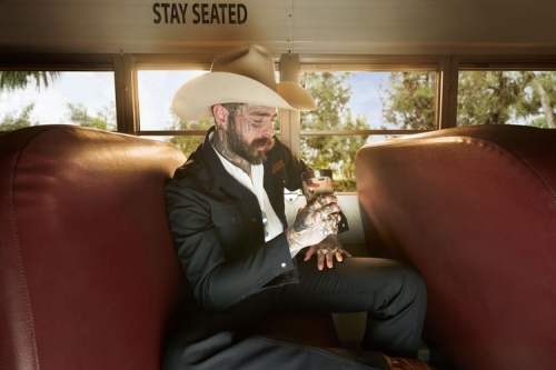 Post Malone 联手 Stanley 推出别注版迷彩联名饮具系列