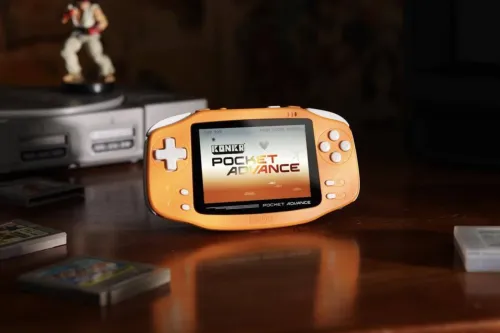 Ayaneo 发布 Game Boy Advance 灵感 KONKR Pocket Advance 掌上游戏机