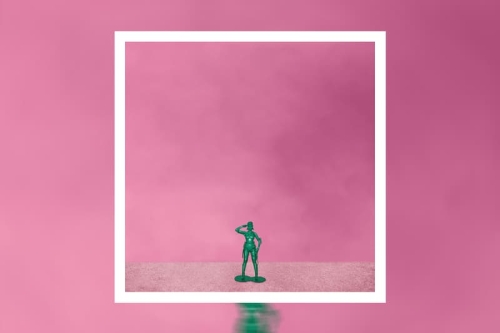 Mariah The Scientist 端上《HEARTS SOLD SEPARATELY》，重申「爱情战场」不退让