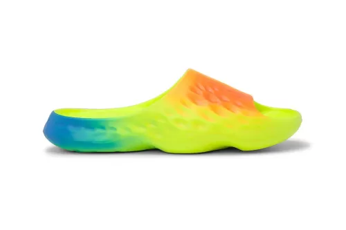 New Balance 全新拖鞋系列 Fresh Foam MRSHN Slide 登场