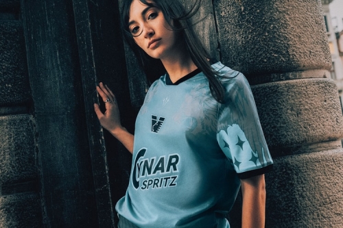 Venezia FC 携手 NOCTA 推出 25/26 特别版第四作战球衣