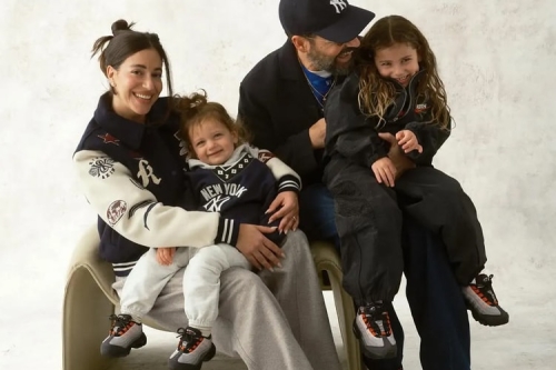 Ronnie Fieg 推出 Kith × Nike Kids 2025 Holiday 童装联乘系列