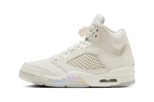 Air Jordan 5 最新蛇年配色「Year of the Snake」鞋款官方图辑、发售情报正式公开