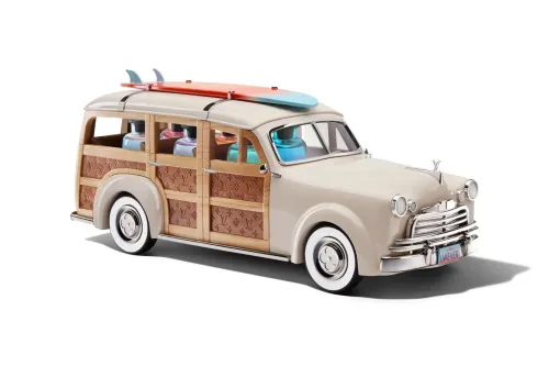 Louis Vuitton 携手 Alex Israel 以限量 Woody Wagon 古龙水礼盒，浓缩七年加州风景