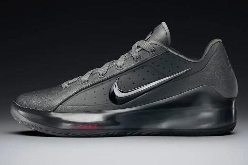 JuJu Watkins 携「Silver Lining」Nike LeBron NXXT Gen 鞋款引领新世代